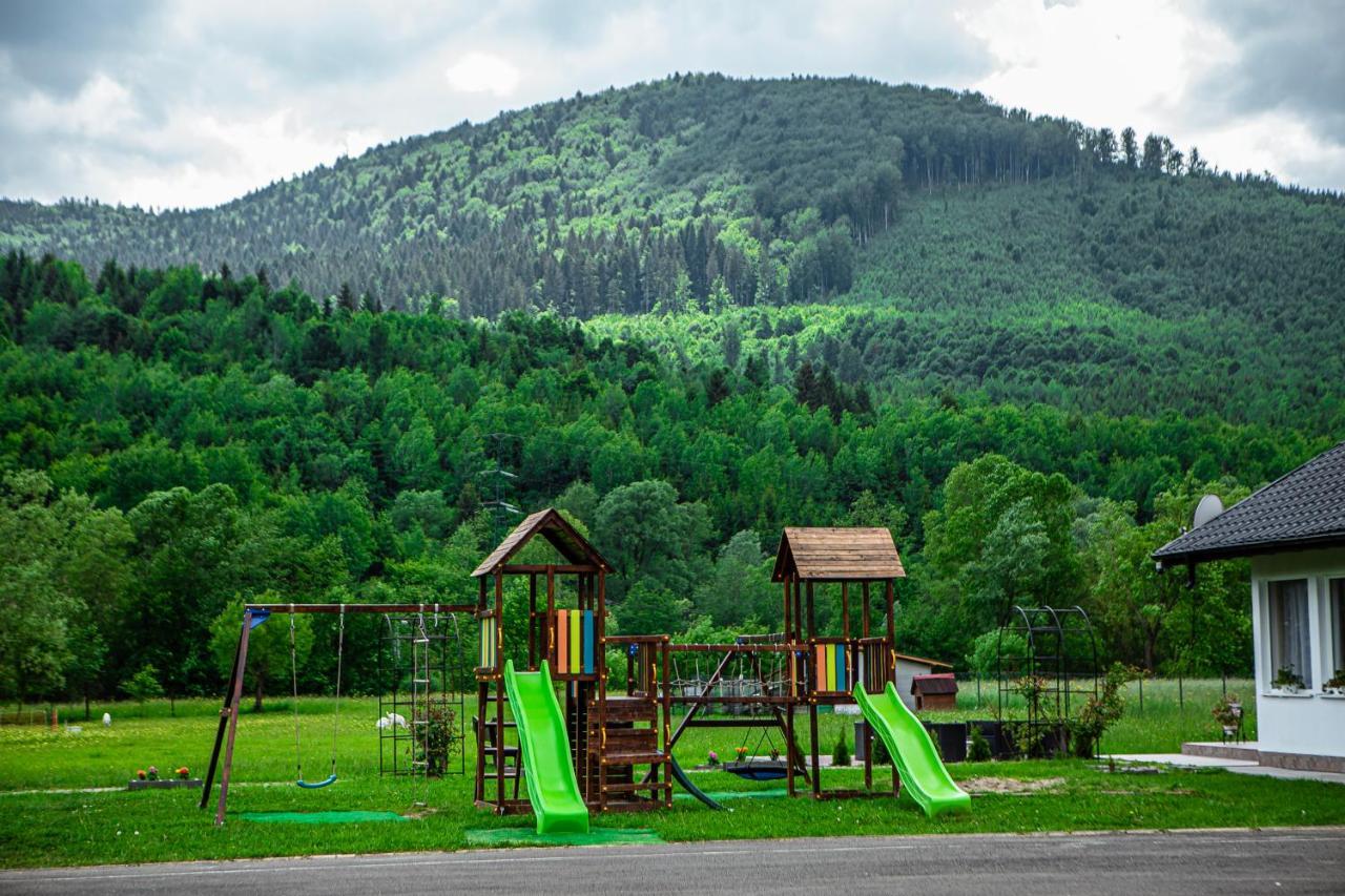Pensiunea Arc Bucovina Vama  Luaran gambar